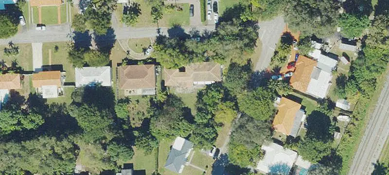 Corner-Lot Duplex