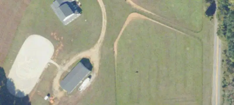 Equestrian Property with Six-Stall Barn