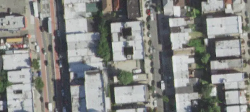 6-Unit Apartment Building