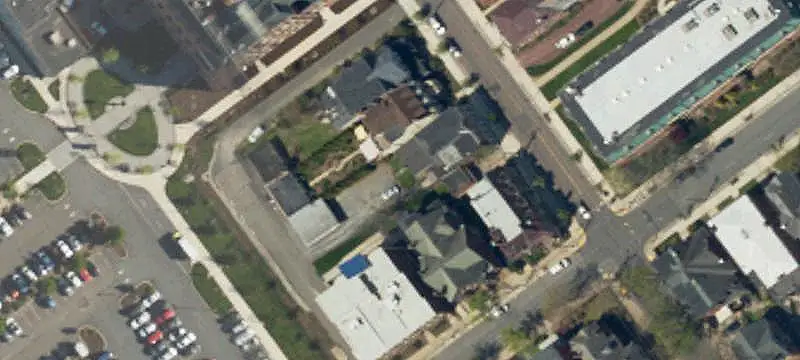 5-Unit Masonry Apartment Building