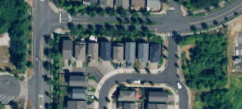 6-Unit Apartment Building