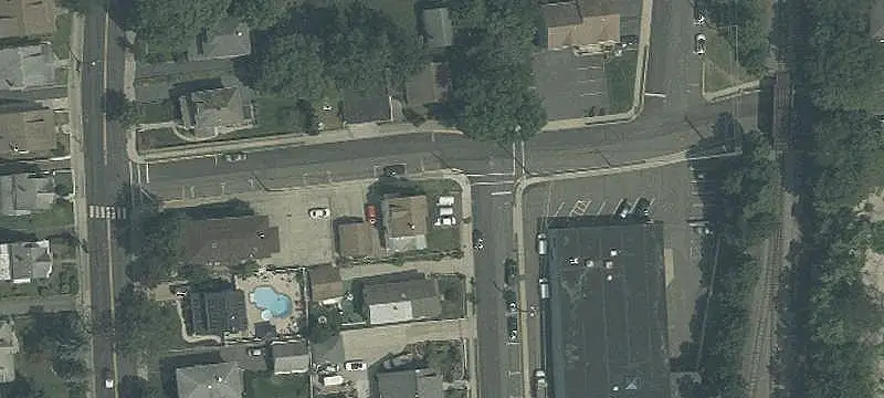 Mixed-Use Building with Apartments