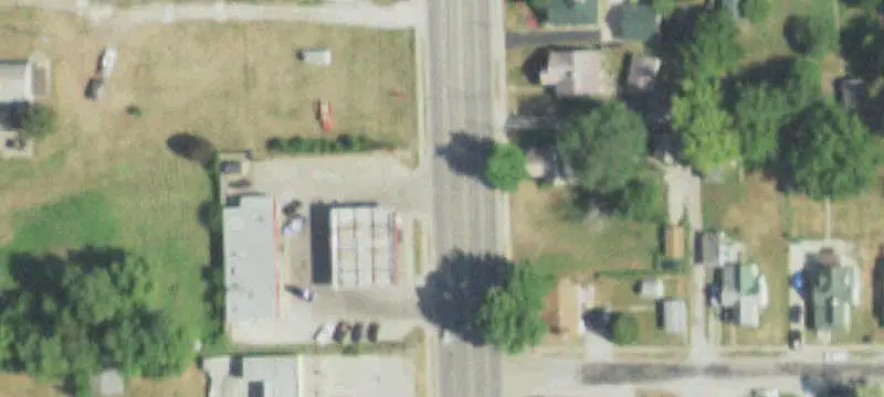 Bar & Pub with Two Storefronts