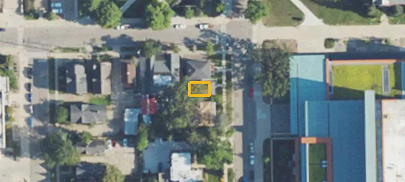 Rooming House Near University