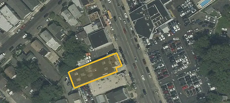 9-Unit Mixed-Use Property