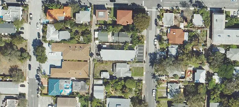 8-Unit Apartment Building