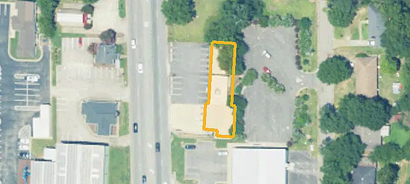 Five-Room Storefront Property