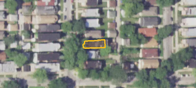 4-Unit Apartment Building
