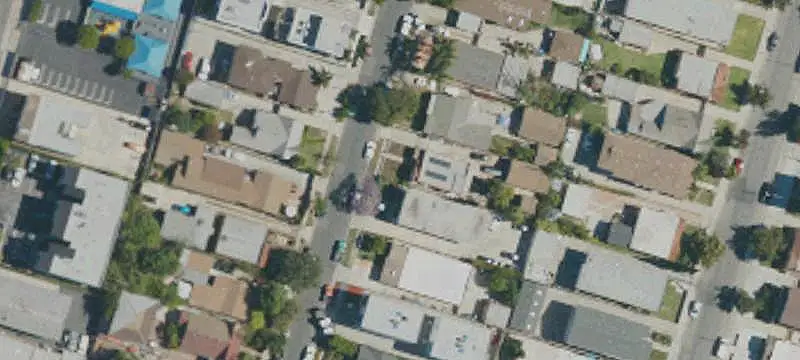 5-Unit Apartment Building with Rooftop Decks