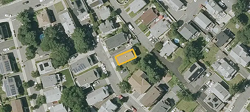 Duplex with Walk-Up Attic