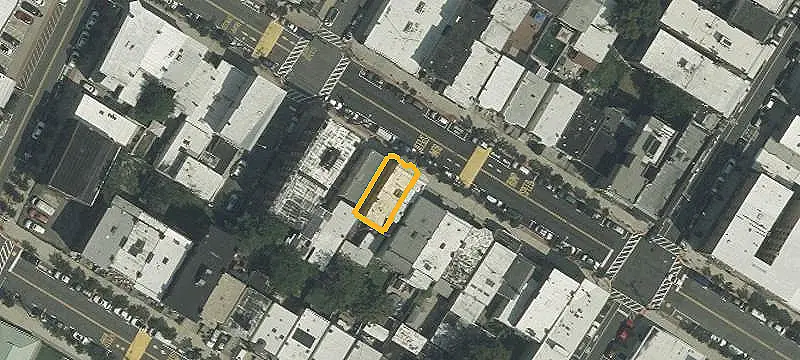 8-Unit Apartment Building
