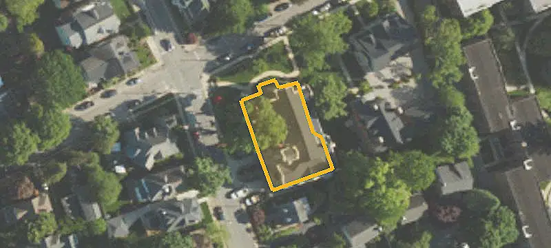 One-Level Residential Income Property