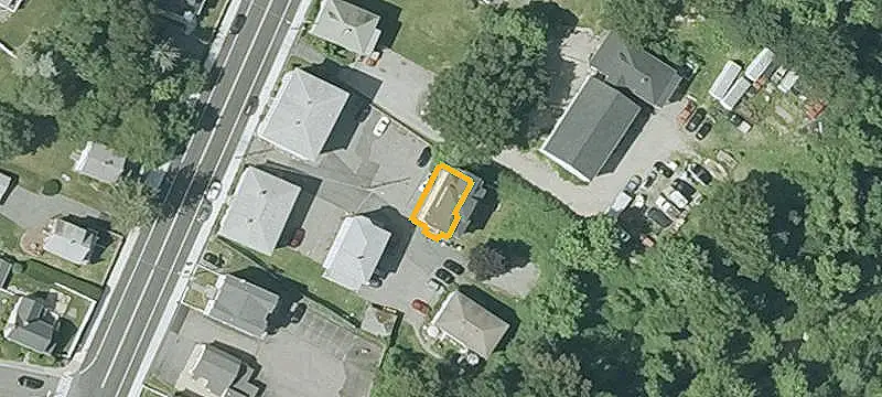 Three-Unit Triplex with Vacant Unit