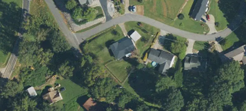 Unrestricted Road-Frontage Land