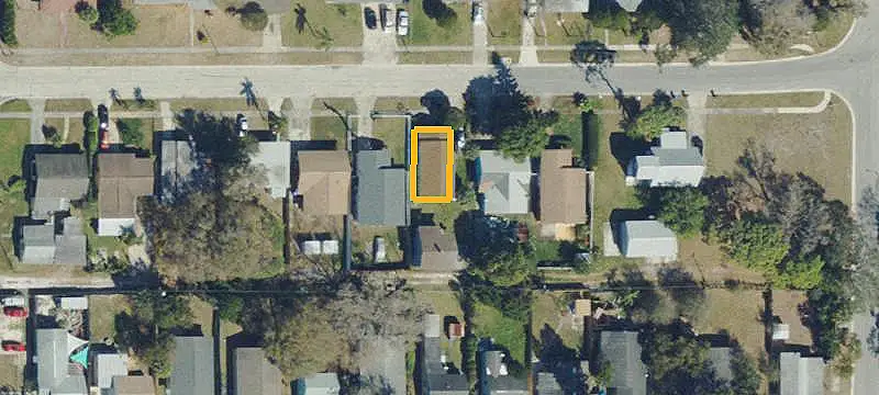 2-Unit Duplex with Detached Apartment