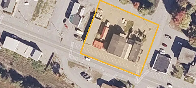 Restaurant Property with Pole Barn