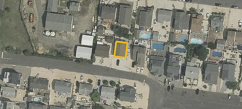 Duplex with Detached Garage