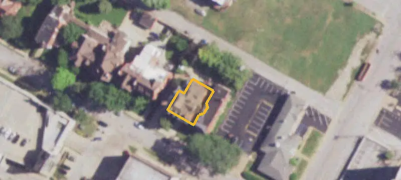17-Unit Apartment Building