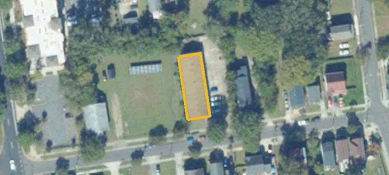 10-Unit Brick Apartment Building