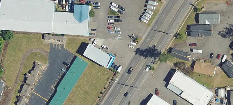 Flex Building with Warehouse and Showroom