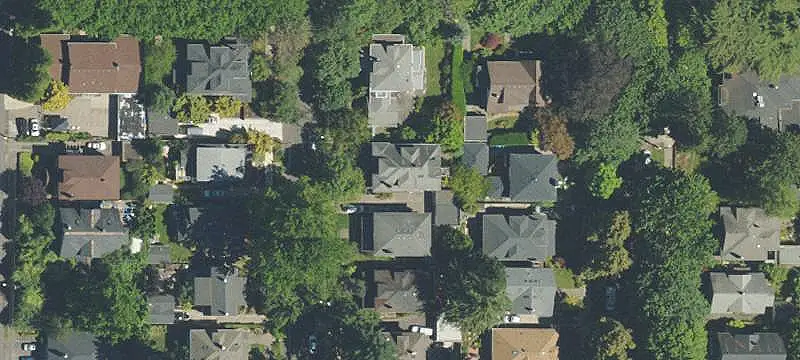 8-Unit Historic Apartment Building