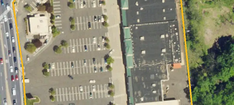 Retail Space in Shopping Center