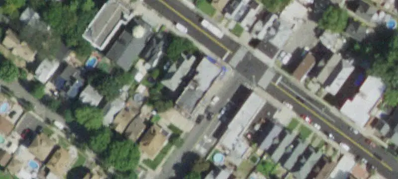 8-Unit Mixed-Use Building