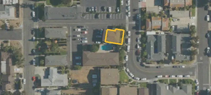 14-Unit Apartment Building