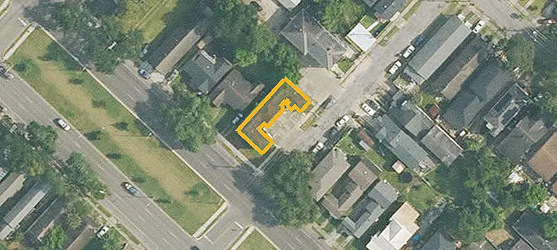 10-Bedroom Duplex