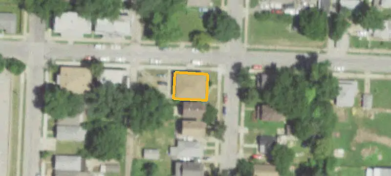 8-Unit Apartment Building