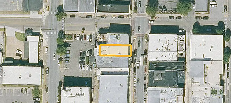Mixed-Use Property with Restaurant
