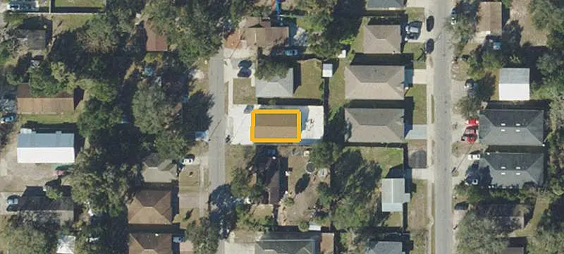 Two-Unit Duplex with Shared Laundry