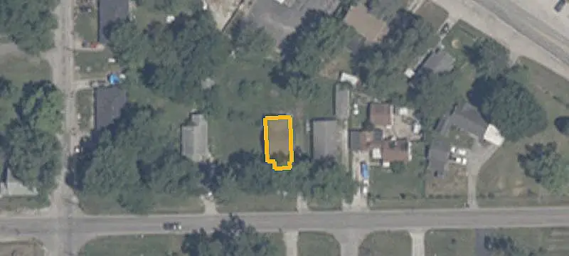 Warehouse with Secured Yard