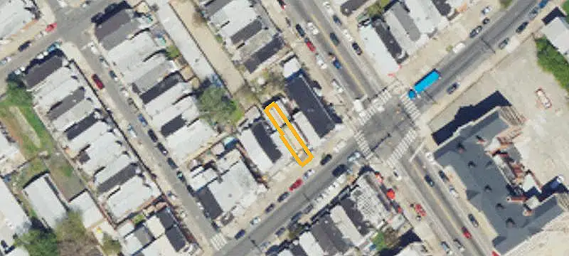 Two-Unit, Three-Story Duplex