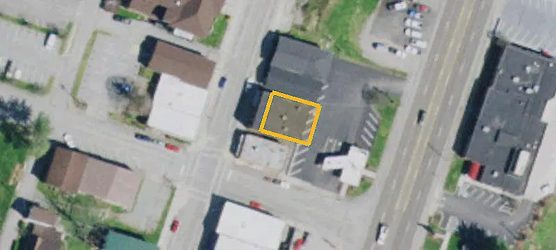 7-Unit Mixed-Use Building
