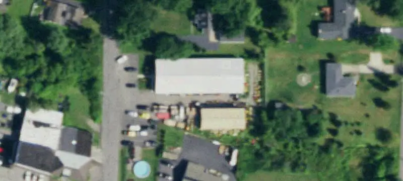 Flex Space with Overhead Door