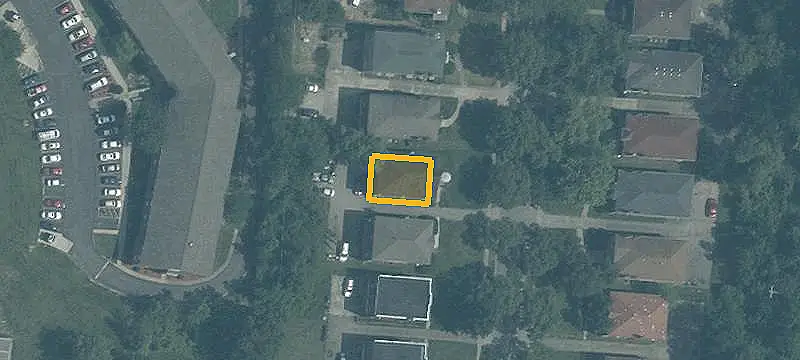 Four-Unit Apartment Building
