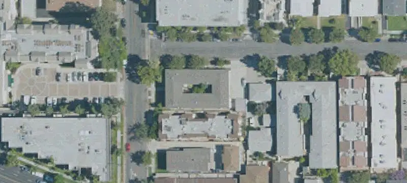 8-Unit Apartment Building