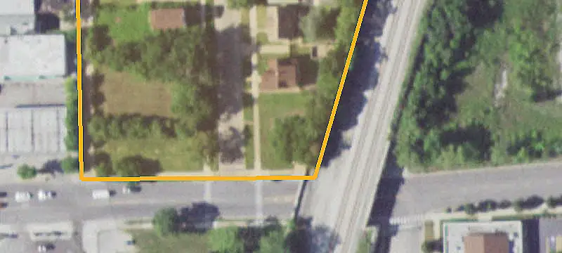 Commercial Land