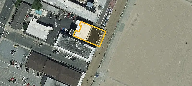 Boardwalk-Facing Storefront