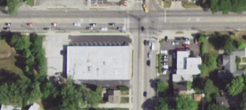 4-Store Shopping Center