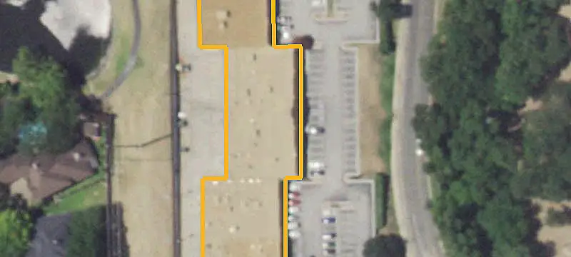 Retail Space in Shopping Center