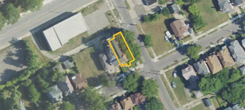 13-Unit Apartment Building