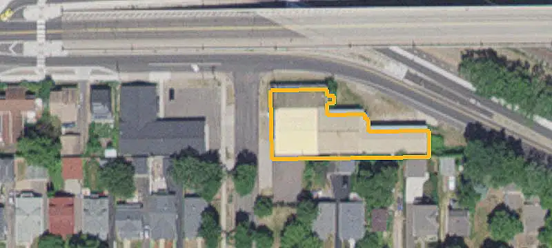 Mixed-Use Building with Three-Phase Power