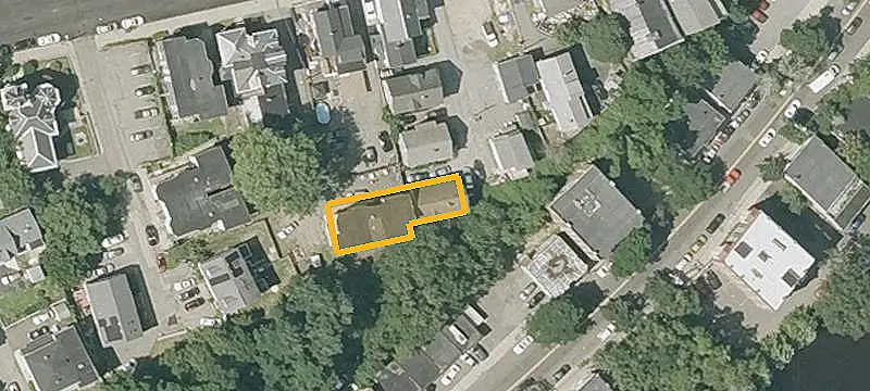 3-Unit Triplex with Parking