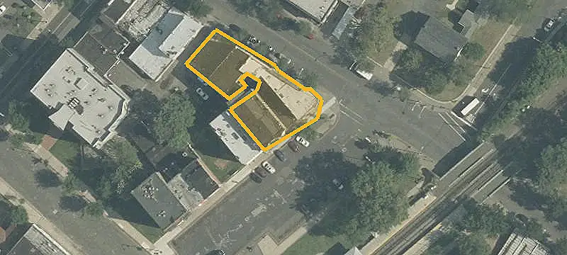 10-Unit Mixed-Use Property
