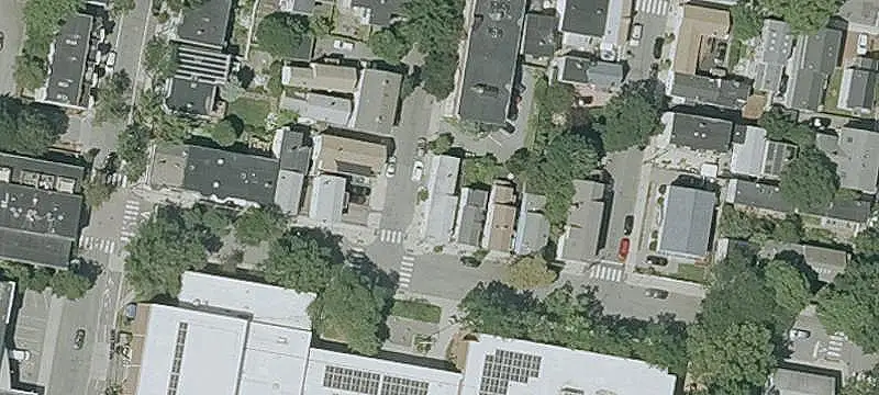Duplex with Two-Level Units