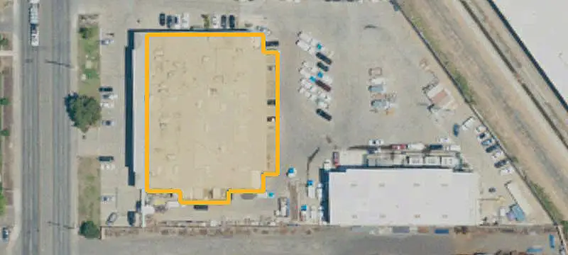 Warehouse with Yard