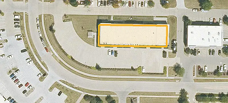 Retail Suite with Open Layout