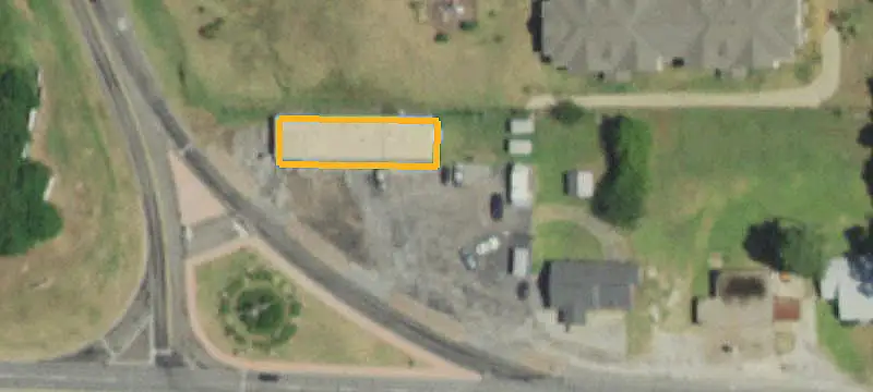 6-Unit Mixed-Use Building